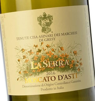 La Serra Moscato half